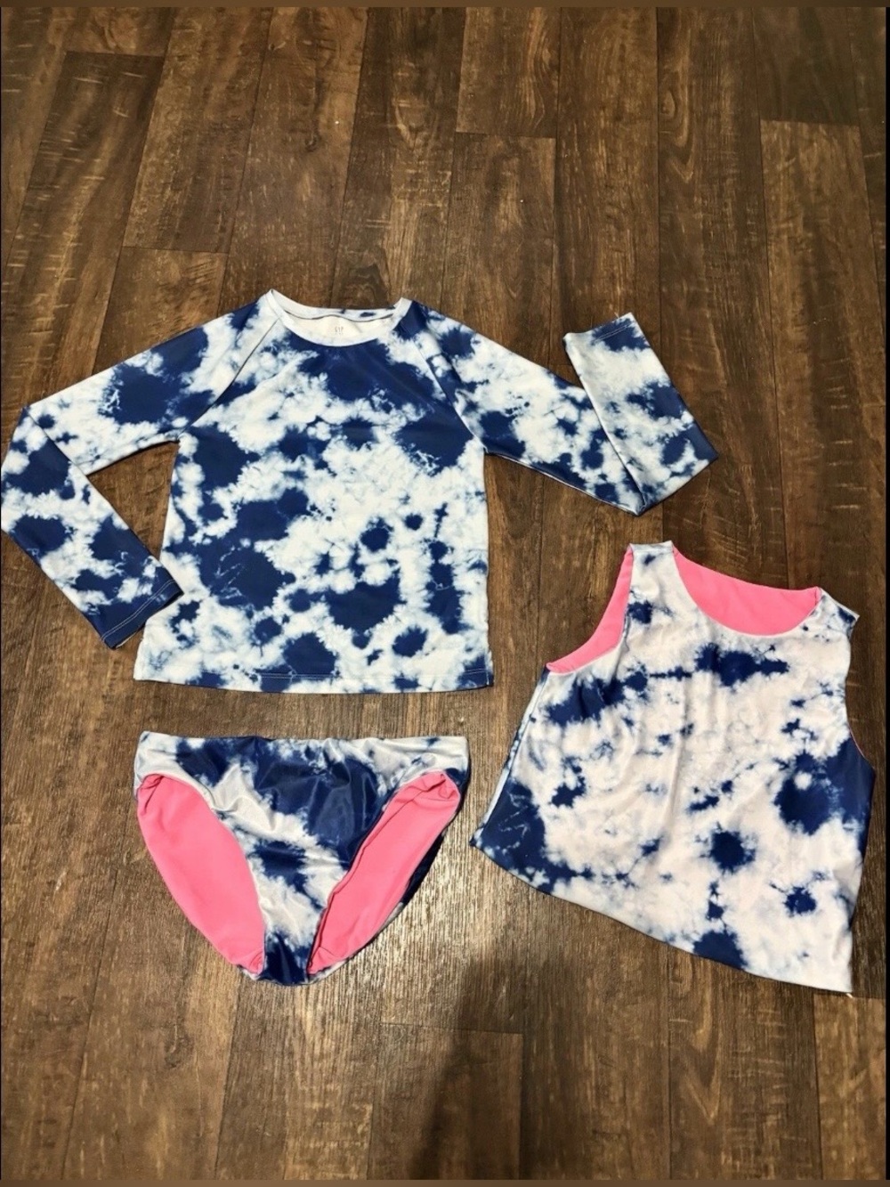 GAP Kids 3 Pieces Reversible Rash Guard Swim Tie Dye Set Girls Size L (10-12)